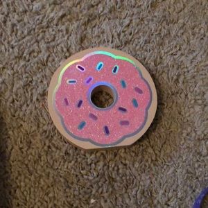 Donut figural decor